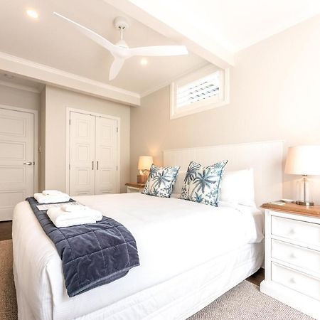 Hampton Court Hotel Oneroa Екстериор снимка
