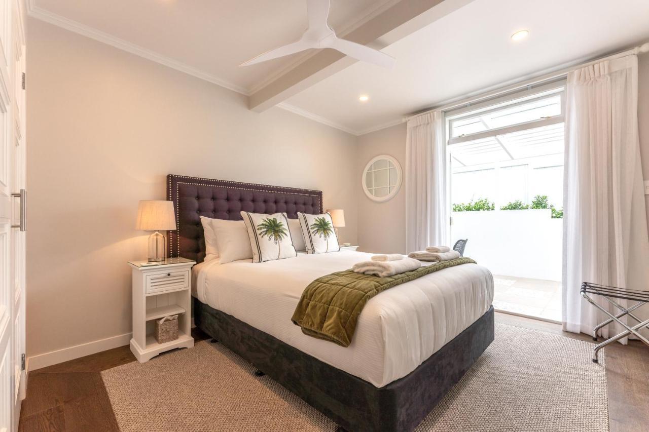 Hampton Court Hotel Oneroa Екстериор снимка